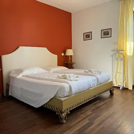 Ferienhaus With Pool Overlooking Maggiore Gignese