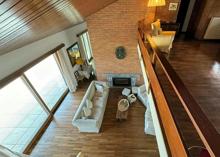 Dom wakacyjny With Pool Overlooking Maggiore Gignese